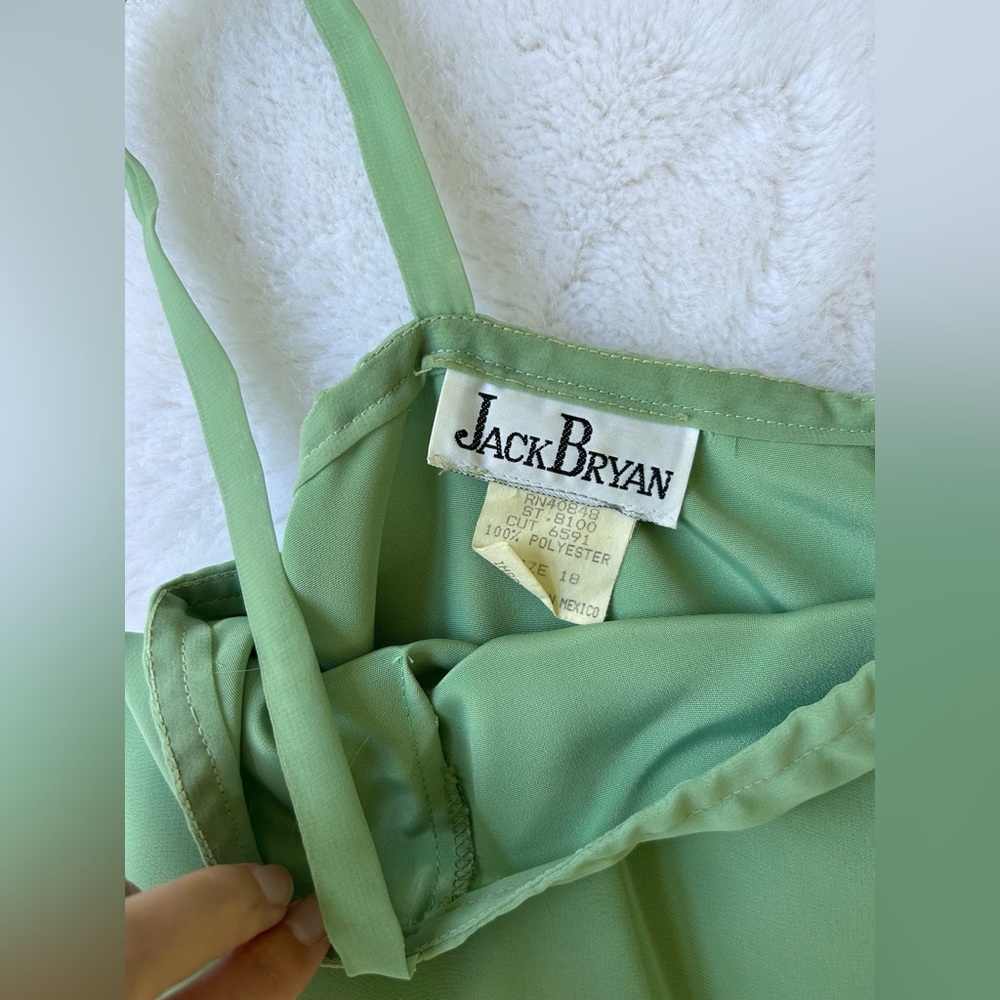 Green Ruffled Tiered Midi Sundress - Picture 2 of 2